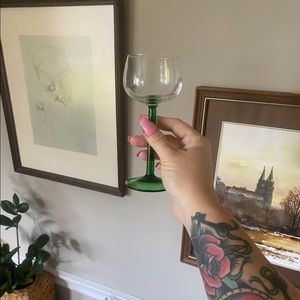Emerald Green vintage  Luminarc French wine glasses. Set of 8